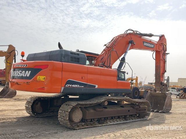 2019 Doosan DX420LC-9C - Crawler excavator: picture 3 2019 Doosan DX420LC-9C - Crawler excavator: picture 3
