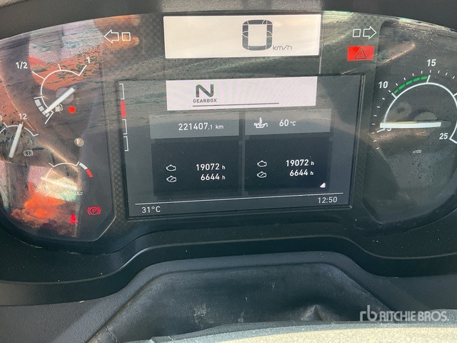 2019 Renault K440 8x4 Twin-Steer Mixer Truck - Concrete mixer truck: picture 5 2019 Renault K440 8x4 Twin-Steer Mixer Truck - Concrete mixer truck: picture 5