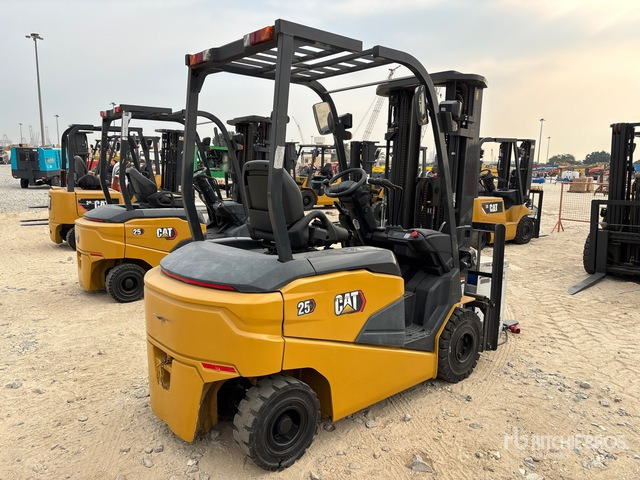 2020 Cat EP25CB 2.5 ton Electric Forklift - Electric forklift: picture 3 2020 Cat EP25CB 2.5 ton Electric Forklift - Electric forklift: picture 3