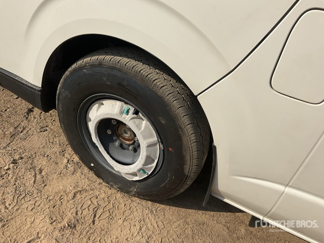 2022 Toyota Hiace High Roof 4x2 Ambulance - Ambulance: picture 5 2022 Toyota Hiace High Roof 4x2 Ambulance - Ambulance: picture 5