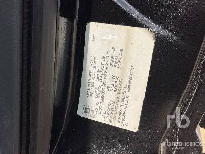 GMC 4x2 - Container transporter/ Swap body truck: picture 5 GMC 4x2 - Container transporter/ Swap body truck: picture 5