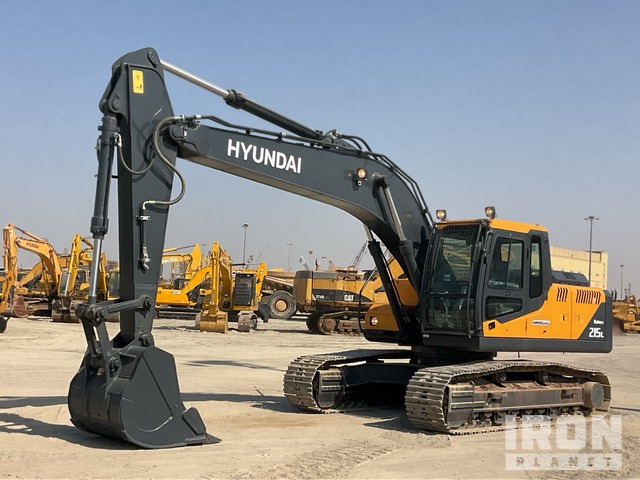 Hyundai R215L Tracked Excavator - Crawler excavator: picture 1 Hyundai R215L Tracked Excavator - Crawler excavator: picture 1