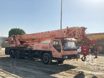 XCMG QY30K 30 ton 6x4 - Mobile crane: picture 4 XCMG QY30K 30 ton 6x4 - Mobile crane: picture 4