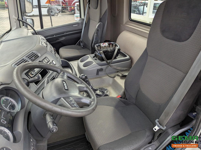 DAF CF 330 FAT 6x4 Dagcab Euro6A - Open laadbak 6.4m + PM 15522 - RadioGrafisch - Handgeschakeld - 08/2025APK - Dropside/ Flatbed truck, Crane truck: picture 5 DAF CF 330 FAT 6x4 Dagcab Euro6A - Open laadbak 6.4m + PM 15522 - RadioGrafisch - Handgeschakeld - 08/2025APK - Dropside/ Flatbed truck, Crane truck: picture 5