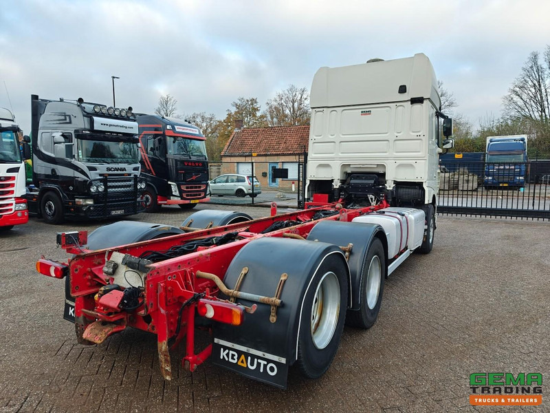 DAF XF 510 FAS 6x2 Superspacecab Euro6 - Retarder - Vollucht - 10Tires - ChassisCabine - LiftAs - VBG Vangmuilkoppeling - Navi - Cab chassis truck: picture 3 DAF XF 510 FAS 6x2 Superspacecab Euro6 - Retarder - Vollucht - 10Tires - ChassisCabine - LiftAs - VBG Vangmuilkoppeling - Navi - Cab chassis truck: picture 3