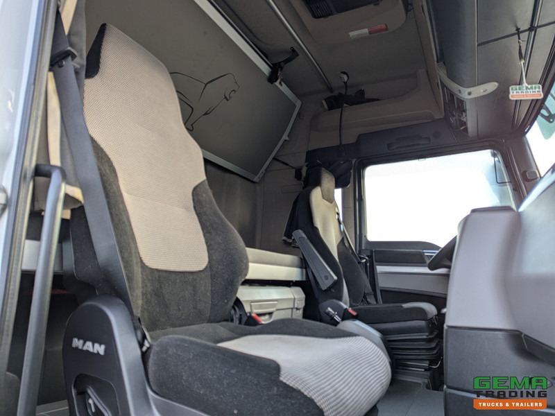 Leasing of MAN TGX 26.500 6x2/4 LL Euro6 - Retarder + Recker FZ3 3-Assige Aanhanger - Uitschuifbaar MAN TGX 26.500 6x2/4 LL Euro6 - Retarder + Recker FZ3 3-Assige Aanhanger - Uitschuifbaar: picture 17