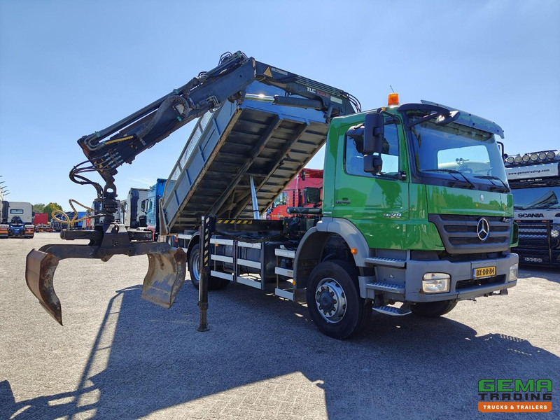 Mercedes-Benz AXOR 1829 AK 4x4 Dagcab Euro5 - Kipper + Terex 105.2 - RadioGrafisch - NaafReductie - Tipper, Crane truck: picture 4 Mercedes-Benz AXOR 1829 AK 4x4 Dagcab Euro5 - Kipper + Terex 105.2 - RadioGrafisch - NaafReductie - Tipper, Crane truck: picture 4