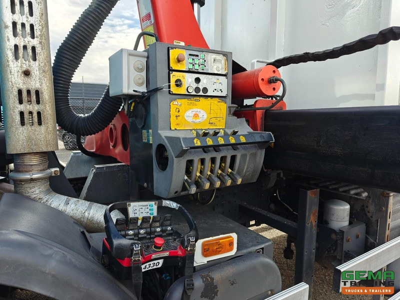 Dropside/ Flatbed truck, Crane truck Renault Premium Lander 340 4x2 Dagcab Euro5 - Retarder - Open Laadbak 7.8M  + Palfinger PK12002-EH - RadioGrafisch: picture 18