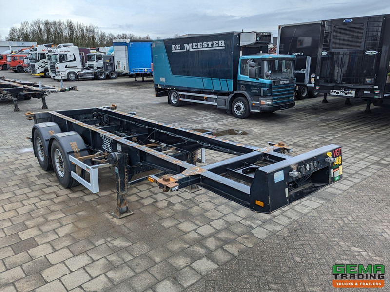 Renders EURO 700 2-Assen MB - Schijfremmen - 20FT Aansluiting - Luchtvering - 2960KG - TOP! - Container transporter/ Swap body semi-trailer: picture 4 Renders EURO 700 2-Assen MB - Schijfremmen - 20FT Aansluiting - Luchtvering - 2960KG - TOP! - Container transporter/ Swap body semi-trailer: picture 4