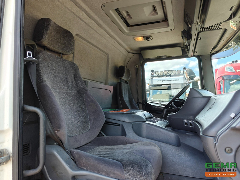 Leasing of Scania P94D-260 4x2 Dagcab Euro2 - Handgeschakeld - Koel-Vriesbak 7.5m - Carrier Genesis R90 - Vangmuil Scania P94D-260 4x2 Dagcab Euro2 - Handgeschakeld - Koel-Vriesbak 7.5m - Carrier Genesis R90 - Vangmuil: picture 16
