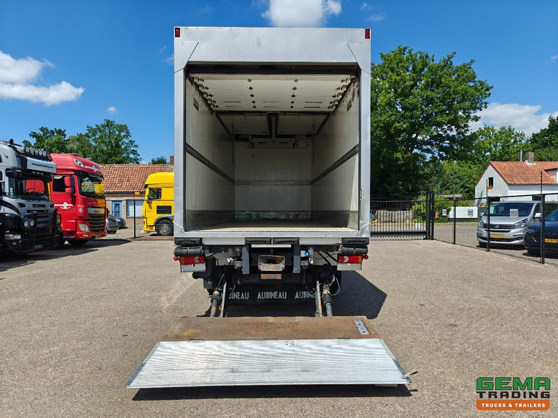 Leasing of Scania P94D-260 4x2 Dagcab Euro2 - Handgeschakeld - Koel-Vriesbak 7.5m - Carrier Genesis R90 - Vangmuil Scania P94D-260 4x2 Dagcab Euro2 - Handgeschakeld - Koel-Vriesbak 7.5m - Carrier Genesis R90 - Vangmuil: picture 9