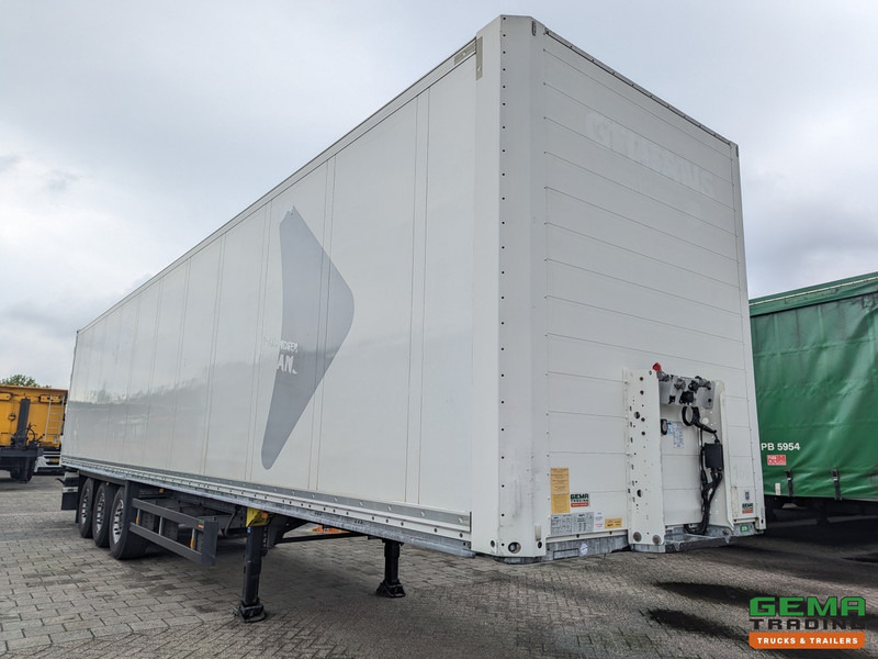 Schmitz Cargobull SCB S3B 3-Assen Schmitz - Gesloten Opbouw - 2 Liftassen - Closed box semi-trailer: picture 4 Schmitz Cargobull SCB S3B 3-Assen Schmitz - Gesloten Opbouw - 2 Liftassen - Closed box semi-trailer: picture 4