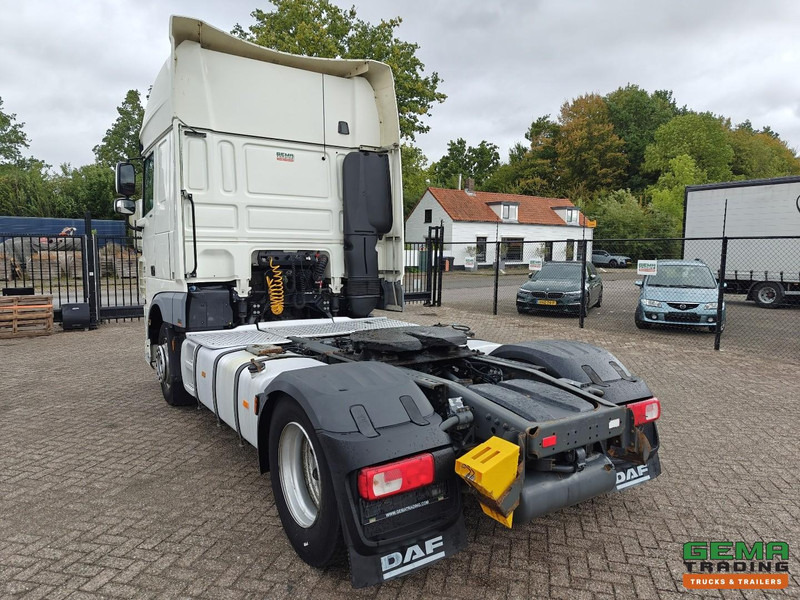 DAF FT XF460 4x2 SuperSpaceCab Euro6 - Handgeschakeld - Dubbele Tanks - 800.000km - Tractor unit: picture 4 DAF FT XF460 4x2 SuperSpaceCab Euro6 - Handgeschakeld - Dubbele Tanks - 800.000km - Tractor unit: picture 4