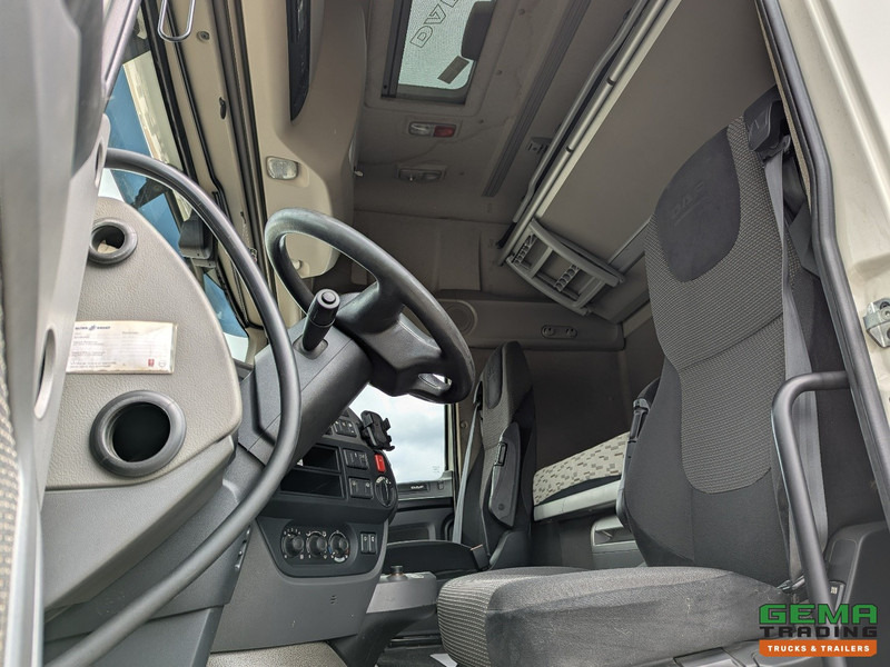 DAF XF 460 FT 4x2 Superspacecab Euro6A - Dubbele tanks - Navi - 11/2025APK - Tractor unit: picture 5 DAF XF 460 FT 4x2 Superspacecab Euro6A - Dubbele tanks - Navi - 11/2025APK - Tractor unit: picture 5