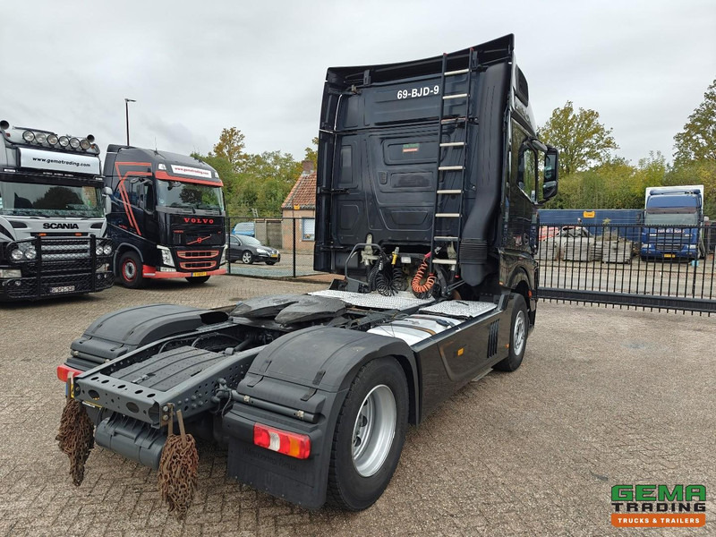 Mercedes-Benz Actros 1942 4x2 Megaspace Euro6 - Dubbele Tanks - SneeuwKettingen - SMARTTacho V2 - 02/2026 APK - Tractor unit: picture 3 Mercedes-Benz Actros 1942 4x2 Megaspace Euro6 - Dubbele Tanks - SneeuwKettingen - SMARTTacho V2 - 02/2026 APK - Tractor unit: picture 3