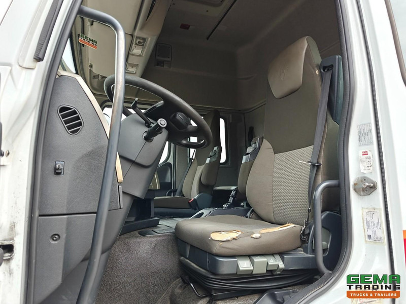 Renault Premium 430 4x2 Dagcab Euro5 - 216.000KM - 4 Zitplaatsen - Rij school - Reserve Wiel - Tractor unit: picture 5 Renault Premium 430 4x2 Dagcab Euro5 - 216.000KM - 4 Zitplaatsen - Rij school - Reserve Wiel - Tractor unit: picture 5