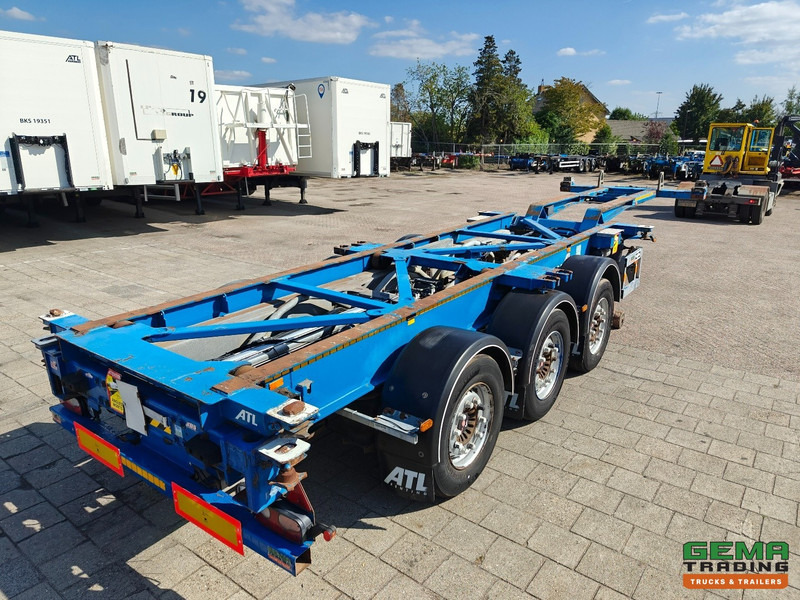 Van Hool 3B0079 3-Assen SAF - Schijfremmen - Alle aansluitingen / Universeel chassis - Container transporter/ Swap body semi-trailer: picture 3 Van Hool 3B0079 3-Assen SAF - Schijfremmen - Alle aansluitingen / Universeel chassis - Container transporter/ Swap body semi-trailer: picture 3