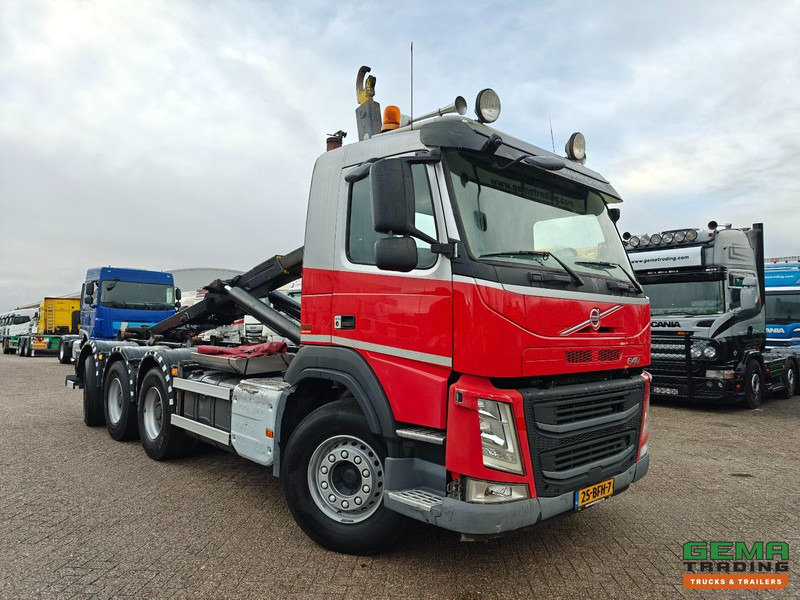 Volvo FM 460 8x4/4 Dagcabine Euro6B - HaakarmSysteem Hyvalift 30.62S 30T - NaafReductie - Lift/NaloopAs - Vangmuil - Hook lift truck: picture 4 Volvo FM 460 8x4/4 Dagcabine Euro6B - HaakarmSysteem Hyvalift 30.62S 30T - NaafReductie - Lift/NaloopAs - Vangmuil - Hook lift truck: picture 4