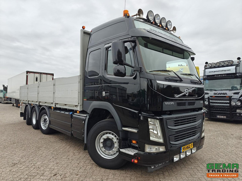 Volvo FM500 8x2/6 Globetrotter Euro6B - Open Laadbak 7.3M - HH Vloer - Alu Zijborden - Stuur/LiftAssen - Dropside/ Flatbed truck: picture 2 Volvo FM500 8x2/6 Globetrotter Euro6B - Open Laadbak 7.3M - HH Vloer - Alu Zijborden - Stuur/LiftAssen - Dropside/ Flatbed truck: picture 2