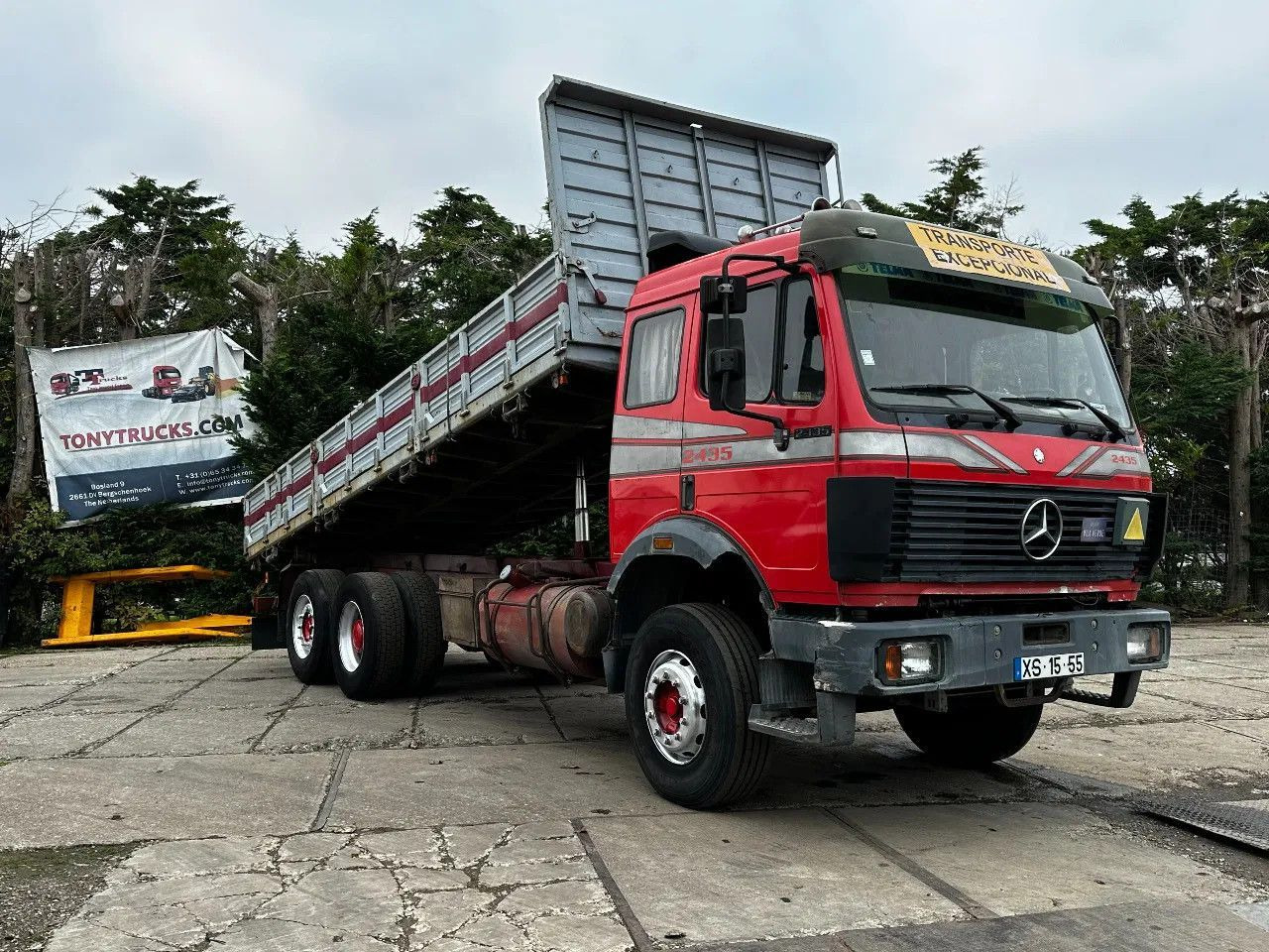Mercedes-Benz SK 2435 V8 6X2 Tipper EPS Manual Gearbox Mercedes-Benz SK 2435 V8 6X2 Tipper EPS Manual Gearbox - Tipper: picture 1 Mercedes-Benz SK 2435 V8 6X2 Tipper EPS Manual Gearbox Mercedes-Benz SK 2435 V8 6X2 Tipper EPS Manual Gearbox - Tipper: picture 1