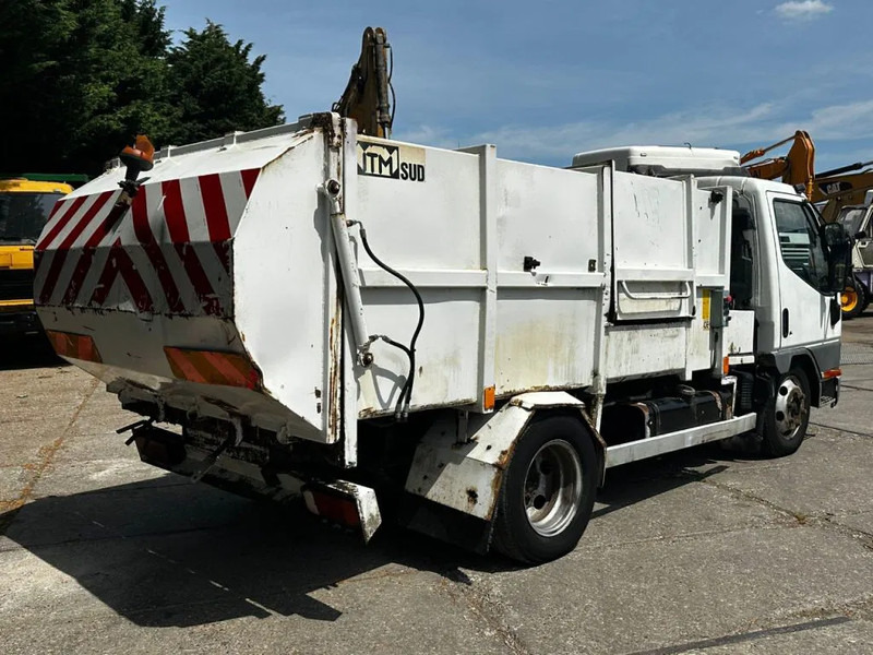 Mitsubishi Canter GARBAGE TRUCK SPRING/SPRING MANUAL GEARBOX - Garbage truck: picture 3 Mitsubishi Canter GARBAGE TRUCK SPRING/SPRING MANUAL GEARBOX - Garbage truck: picture 3