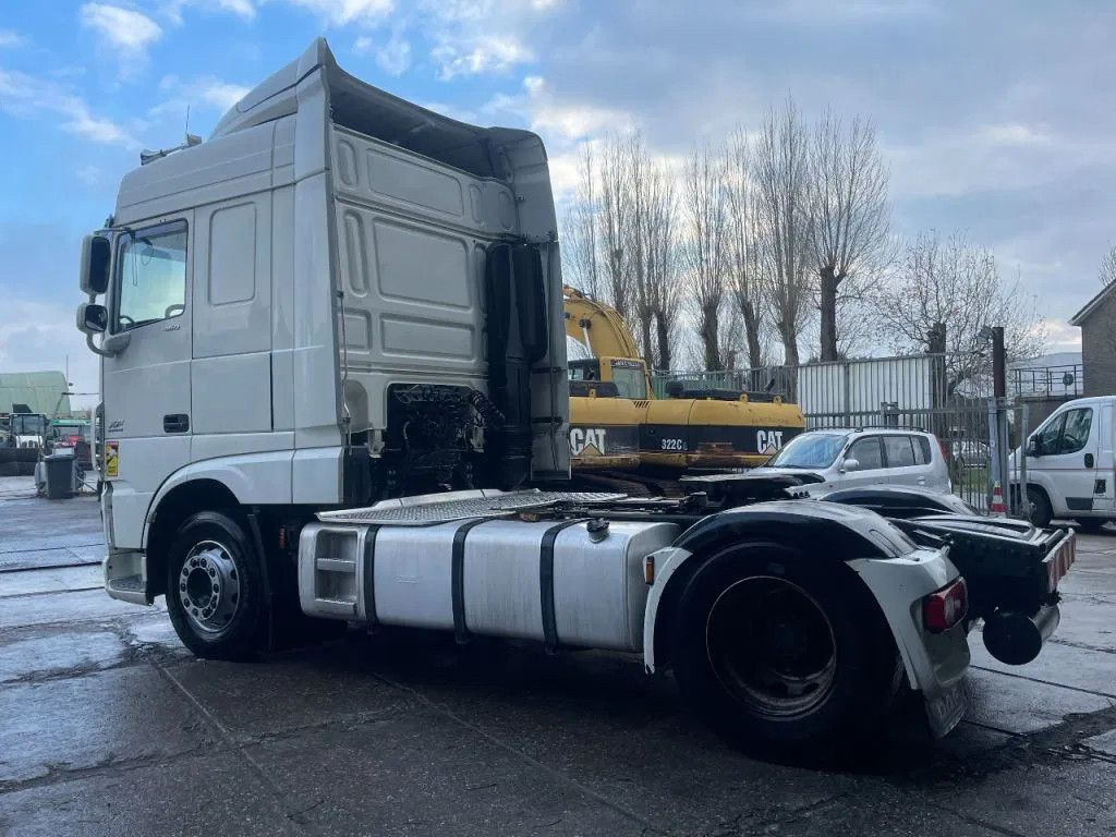 DAF XF 460 4X2 Tractor-unit Spring/Air Retarder - Tractor unit: picture 3 DAF XF 460 4X2 Tractor-unit Spring/Air Retarder - Tractor unit: picture 3