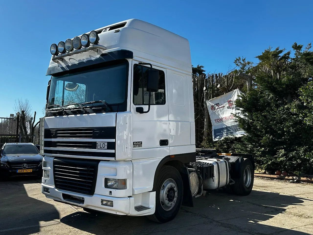 DAF XF 95.480 4X2 Tractor-unit Spring/Air ZF Manual - Tractor unit: picture 2 DAF XF 95.480 4X2 Tractor-unit Spring/Air ZF Manual - Tractor unit: picture 2