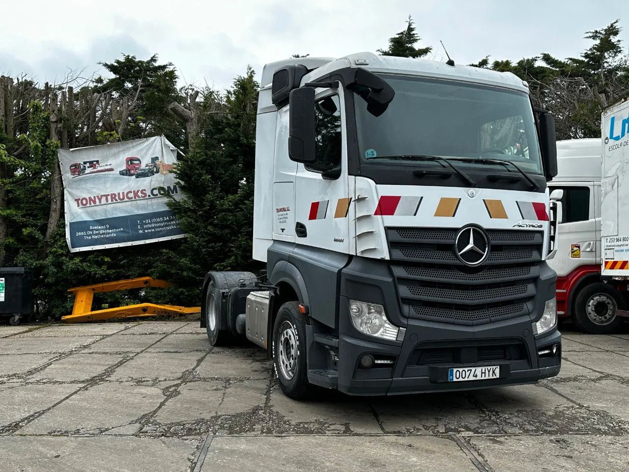 Mercedes-Benz Actros 1851 4X2 Tractor-unit Spring/Air Retarder - Tractor unit: picture 1 Mercedes-Benz Actros 1851 4X2 Tractor-unit Spring/Air Retarder - Tractor unit: picture 1
