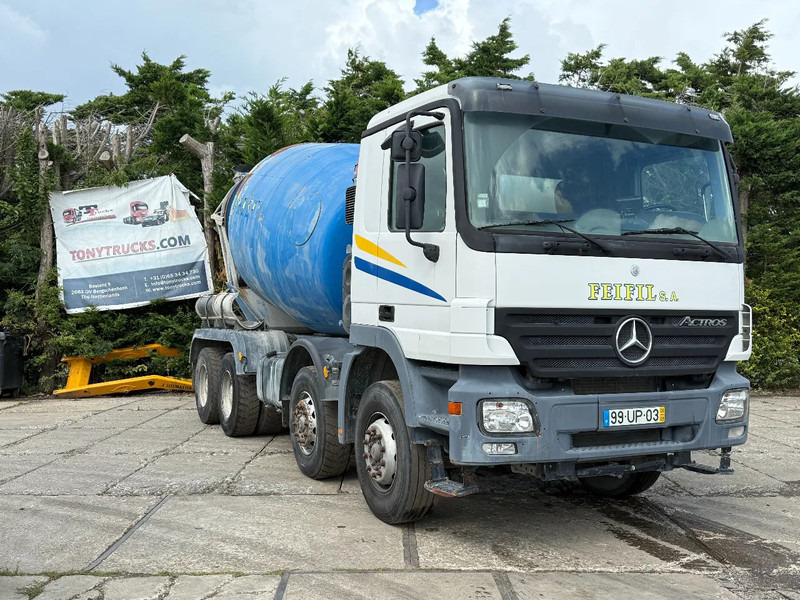 Tractor unit Mercedes-Benz Actros 3241 V6 8X4 CIFA Mixer Full Spring/Lammes EPS Manual Gearbox 3 Pedal: picture 1
