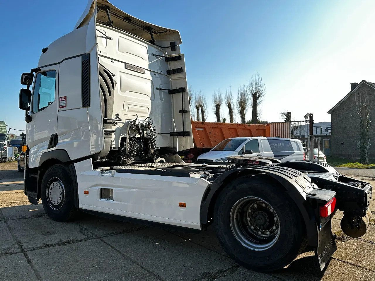 Renault T460 4X2 Tractor-unit Spring/Air PROD2019 Retard - Tractor unit: picture 3 Renault T460 4X2 Tractor-unit Spring/Air PROD2019 Retard - Tractor unit: picture 3