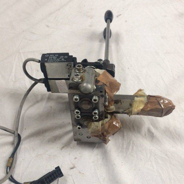 2-way hydraulic control unit for Still Wagner EGV-1600 - Hydraulic valve for Material handling equipment: picture 4 2-way hydraulic control unit for Still Wagner EGV-1600 - Hydraulic valve for Material handling equipment: picture 4