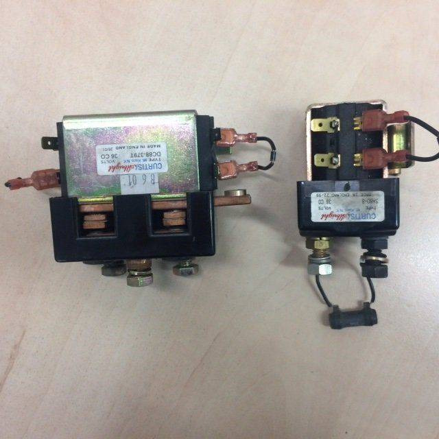 2X Contactors for Scrubber vacuum cleaner Nilfisk BR 850 - Electrical system for Cleaning machinery: picture 3 2X Contactors for Scrubber vacuum cleaner Nilfisk BR 850 - Electrical system for Cleaning machinery: picture 3