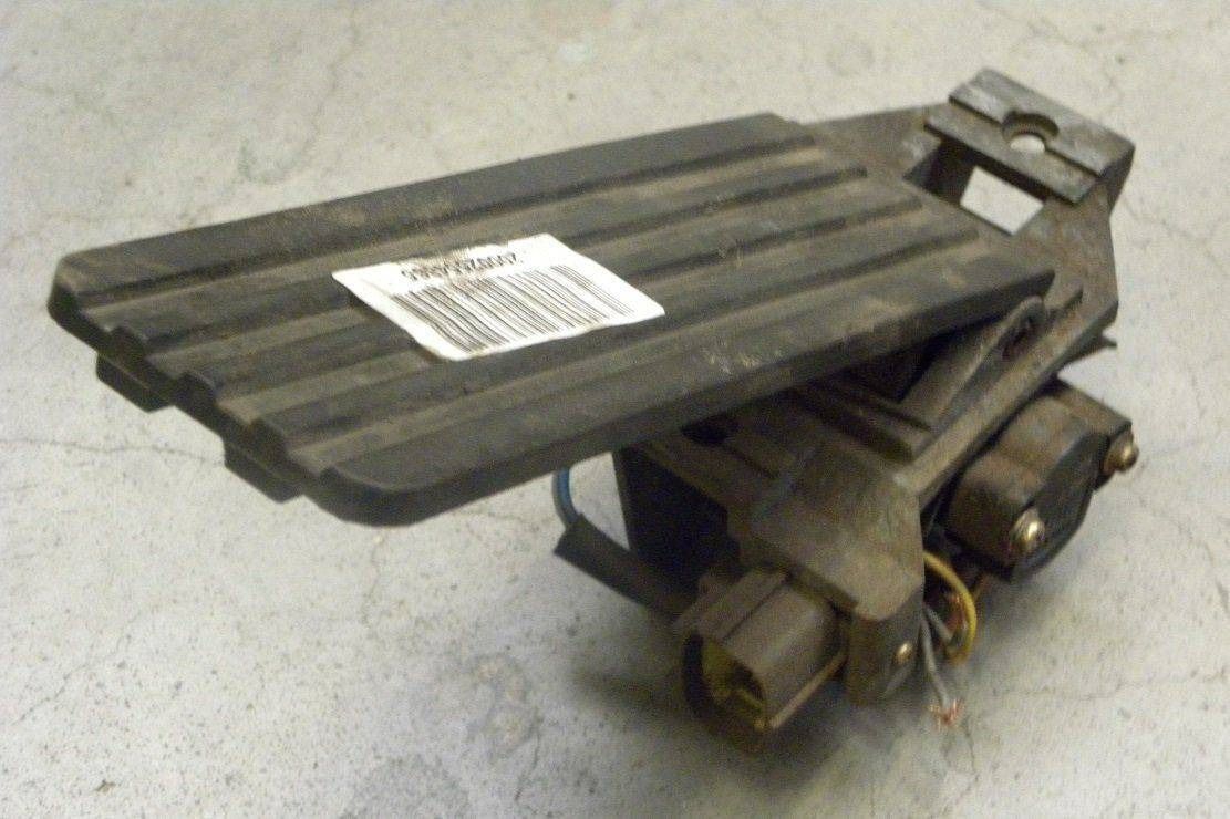 Accelerator For Still R60-30, R60-45 or 45 - Pedal for Material handling equipment: picture 1 Accelerator For Still R60-30, R60-45 or 45 - Pedal for Material handling equipment: picture 1