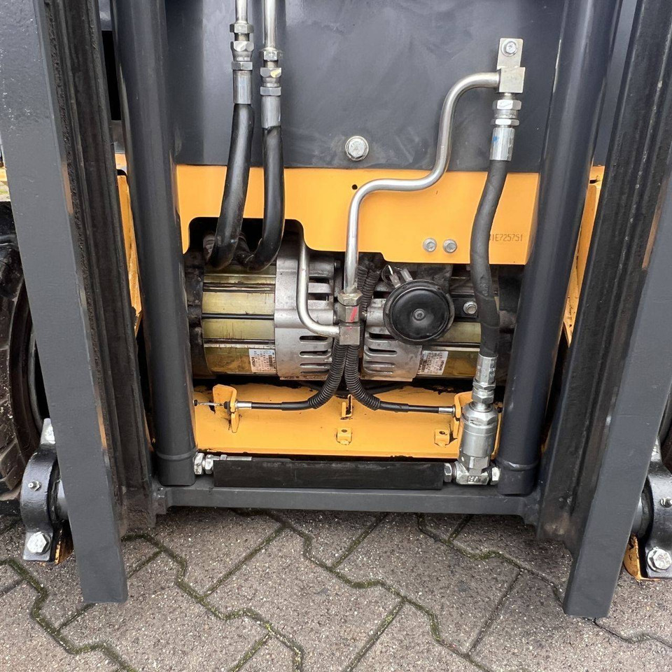 Electric forklift Atlet ET18 (1N1): picture 16