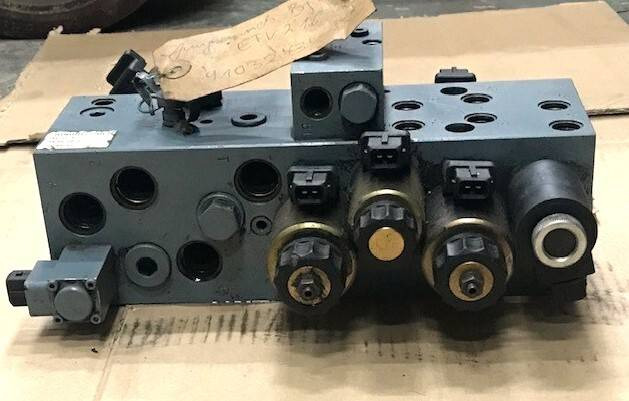 Control valve for Jungheinrich ETV 216 - Hydraulic valve for Material handling equipment: picture 4 Control valve for Jungheinrich ETV 216 - Hydraulic valve for Material handling equipment: picture 4