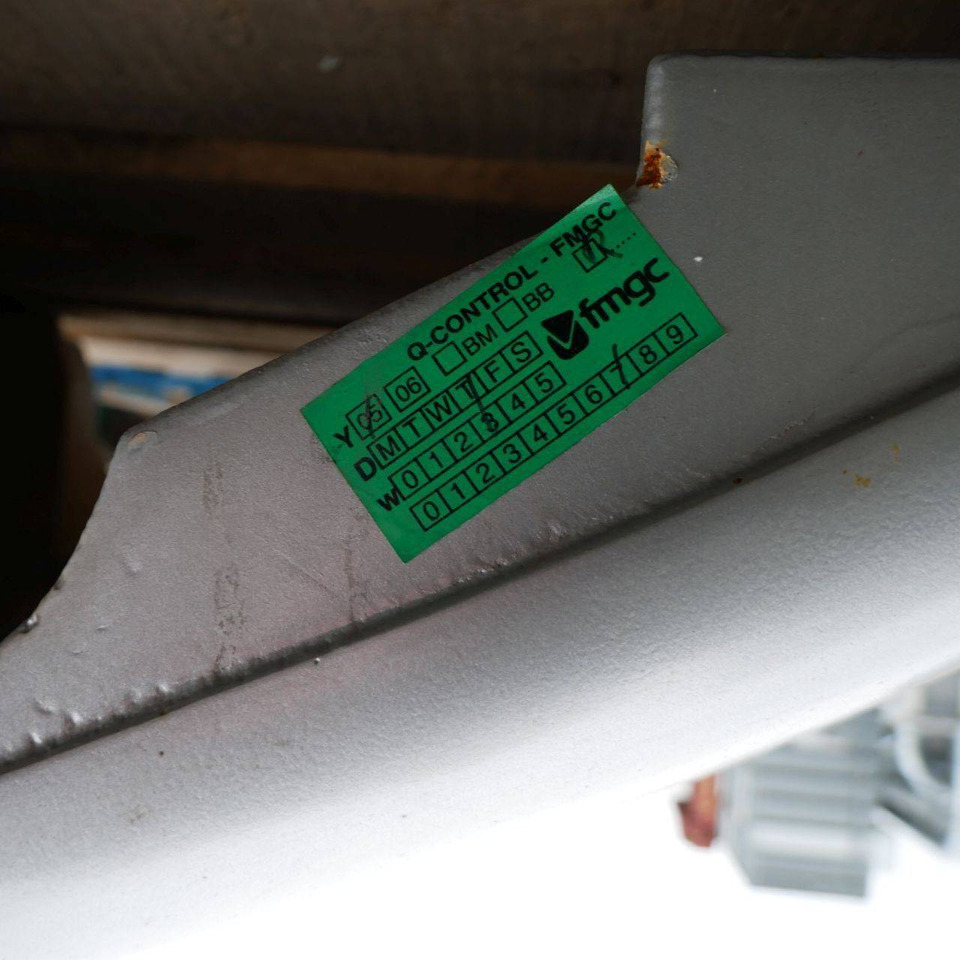 Counterweight for Nissan QX - Counterweight for Material handling equipment: picture 3 Counterweight for Nissan QX - Counterweight for Material handling equipment: picture 3