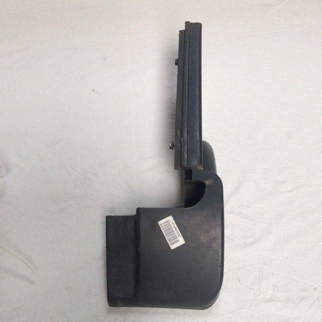 Fender on the left - Fender for Material handling equipment: picture 2 Fender on the left - Fender for Material handling equipment: picture 2