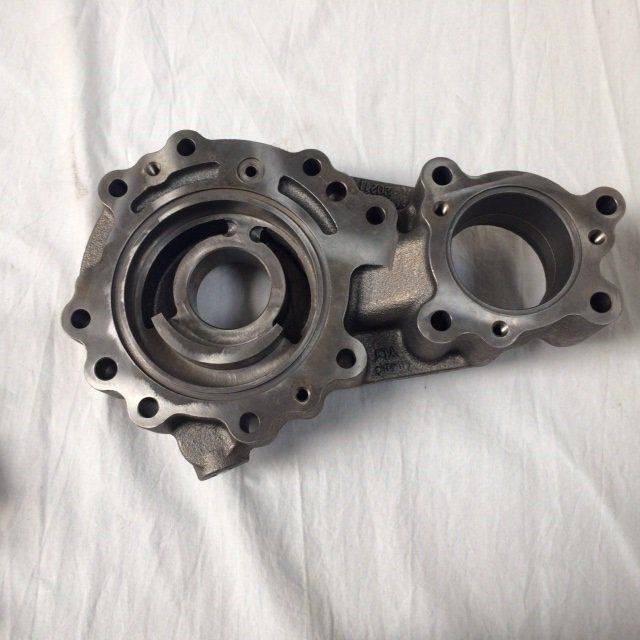 Gear Pump case assy for Caterpillar - Engine and parts for Material handling equipment: picture 1 Gear Pump case assy for Caterpillar - Engine and parts for Material handling equipment: picture 1