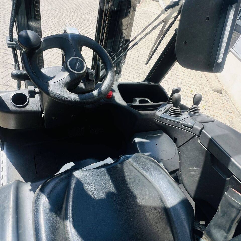 Linde E12 (386-02) EVO - Electric forklift: picture 5 Linde E12 (386-02) EVO - Electric forklift: picture 5