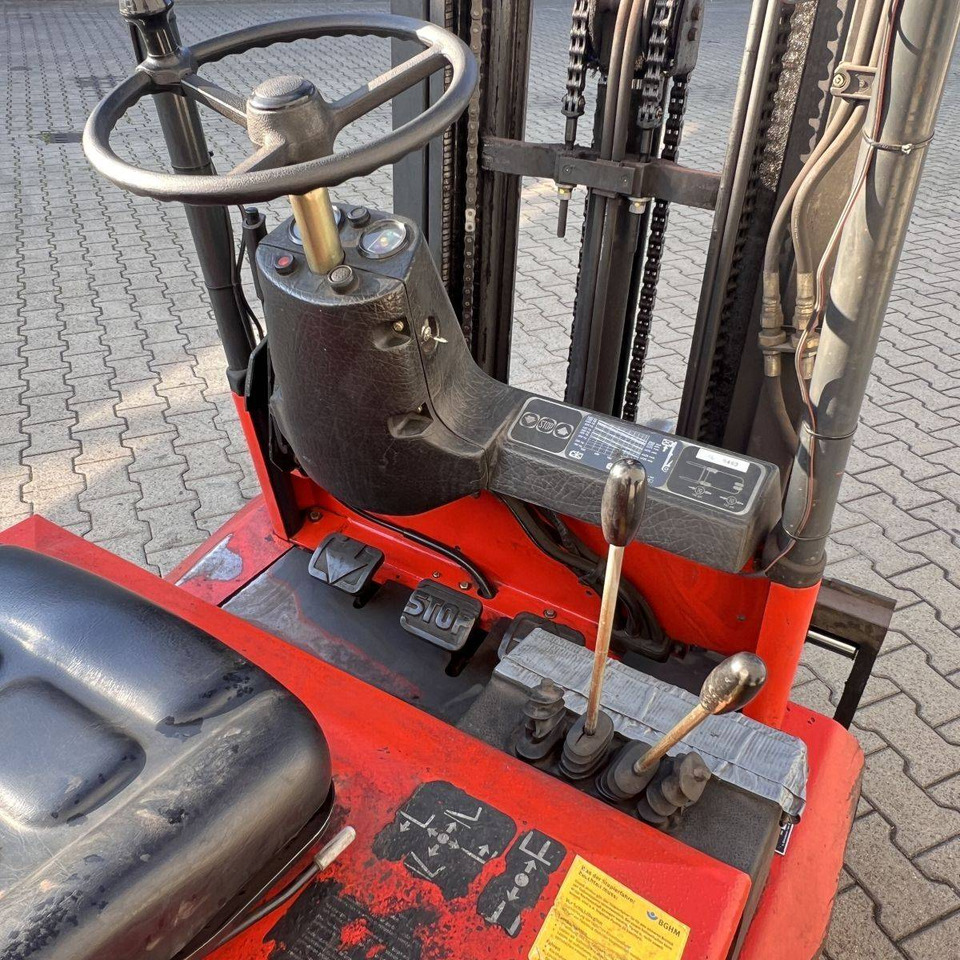 Linde E14 (324) - Electric forklift: picture 5 Linde E14 (324) - Electric forklift: picture 5