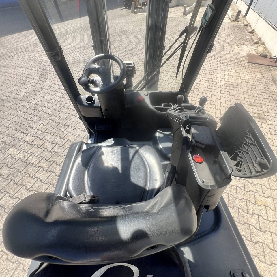 Linde E16PH (386-02) EVO - Electric forklift: picture 4 Linde E16PH (386-02) EVO - Electric forklift: picture 4