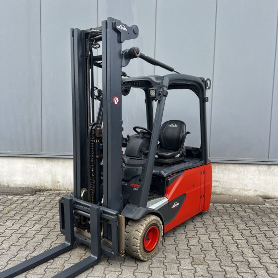 Linde E20L (386) - Electric forklift: picture 1 Linde E20L (386) - Electric forklift: picture 1