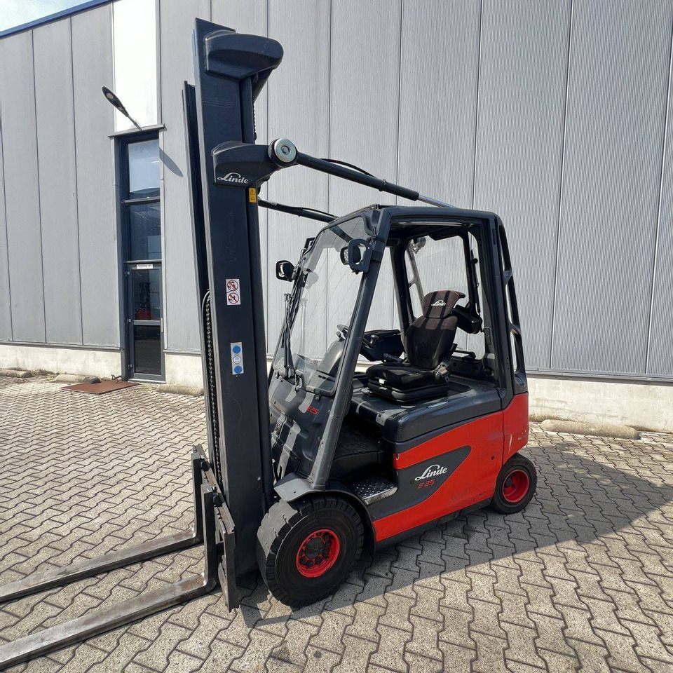 Linde E25-01 (387) - Electric forklift: picture 1 Linde E25-01 (387) - Electric forklift: picture 1