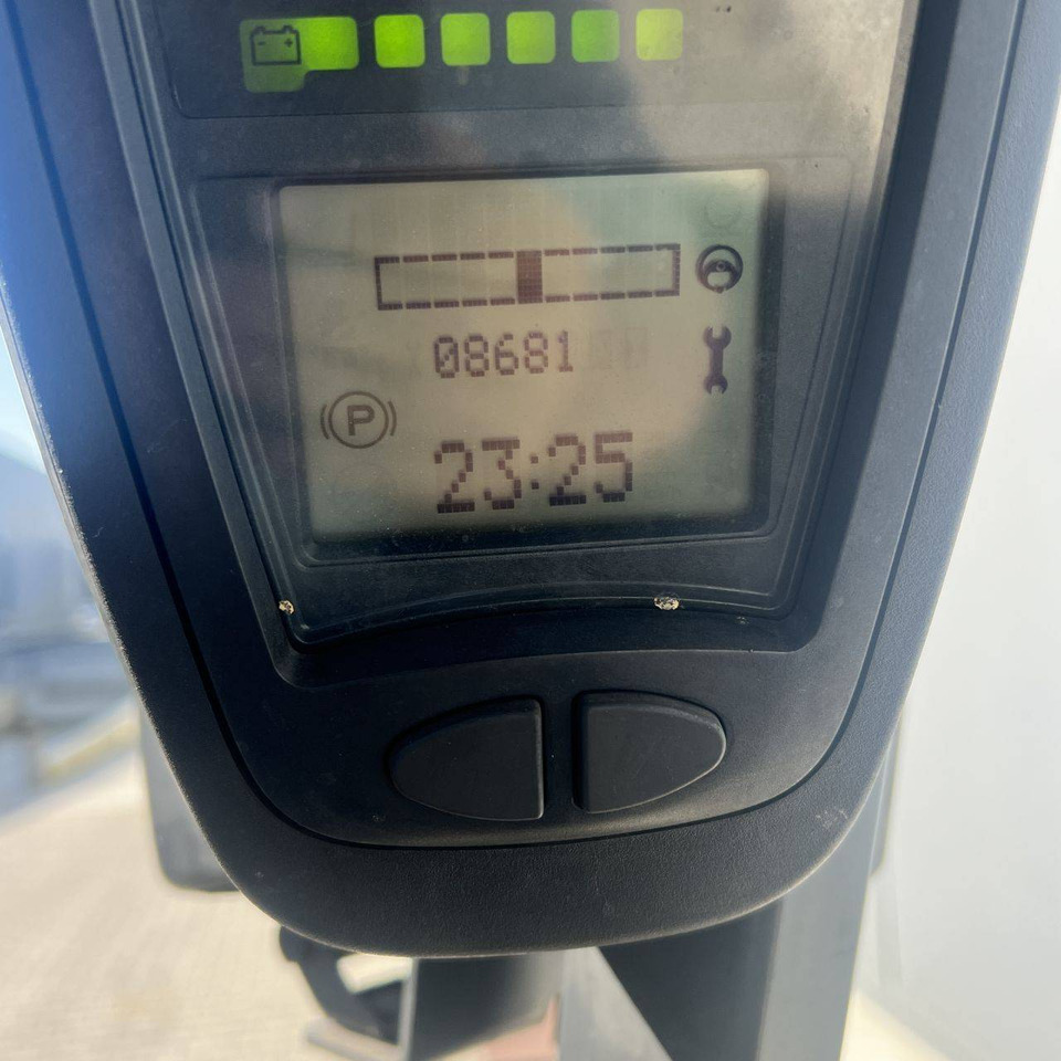 Linde E25L (387) - Electric forklift: picture 4 Linde E25L (387) - Electric forklift: picture 4