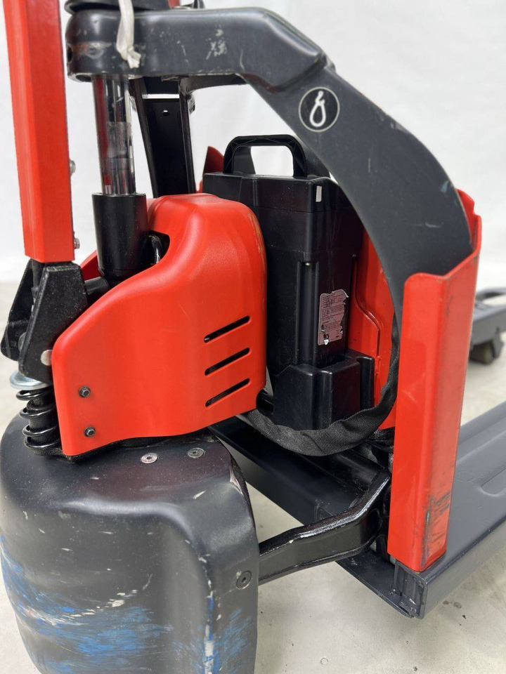 Linde MT12 (1131) - Pallet truck: picture 5 Linde MT12 (1131) - Pallet truck: picture 5