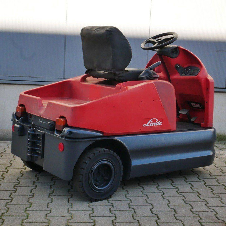 Linde P60Z (126) - Tow tractor: picture 2 Linde P60Z (126) - Tow tractor: picture 2