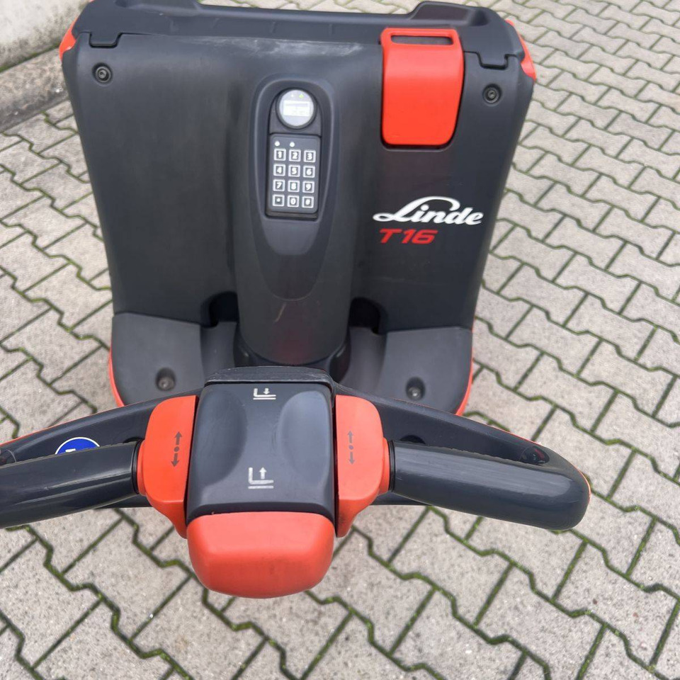 Linde T16 (1152) - Pallet truck: picture 4 Linde T16 (1152) - Pallet truck: picture 4