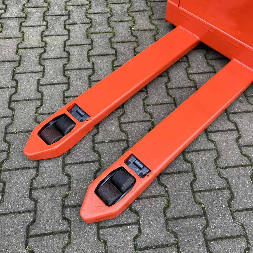 Pallet truck Linde T30AP (131): picture 15 Pallet truck Linde T30AP (131): picture 15