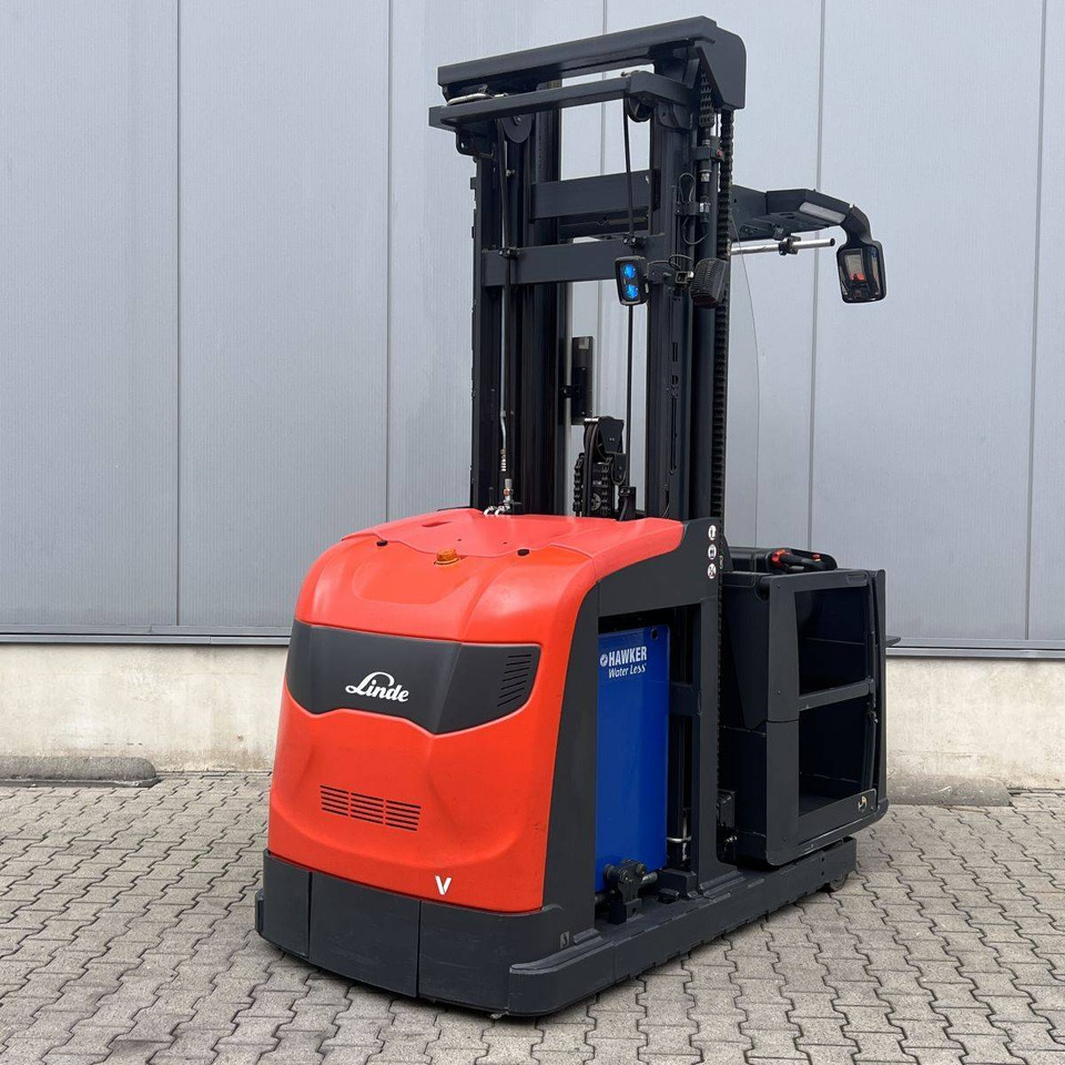 Linde V48 (5213) - Order picker: picture 2 Linde V48 (5213) - Order picker: picture 2