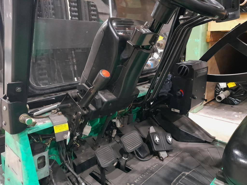 Mitsubishi FGC70K - LPG forklift: picture 4 Mitsubishi FGC70K - LPG forklift: picture 4